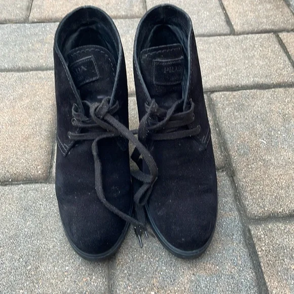 Prada boots - Picture 5 of 10